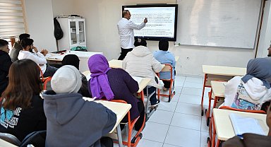 Yeşilyurt'ta öğrencilere ara tatilde ücretsiz LGS ve DYK hazırlık kursları