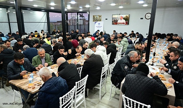 Battalgazi Belediyesi iftarı çadırlarda değil restoranda veriyor