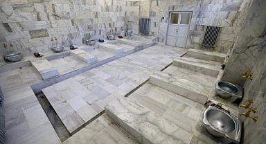 Darende'de yenilenen hamam hizmete açıldı