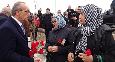 Malatya'da depremde hayatını kaybedenler anıldı