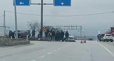 Malatya'da iki otomobil çarpıştı: 4 yaralı