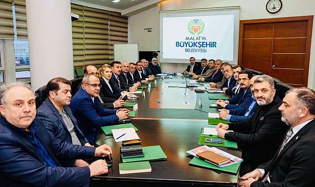 Malatya'nın yeniden yapılanma süreci istişare edildi