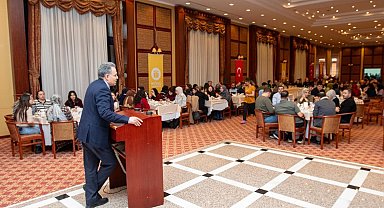 Rektör Akpolat, TÖTM personeliyle iftar yemeğinde bir araya geldi