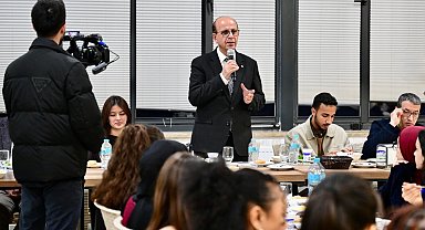 Başkan Geçit, 36 farklı ülkeden gelen uluslararası öğrencileri iftarda ağırladı