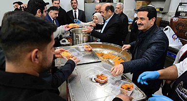 Başkan Taşkın vatandaşlarla iftar sofrasında buluştu