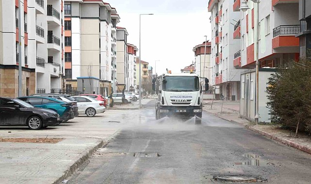 Battalgazi'de cadde ve sokaklarda temizlik çalışması