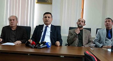 CHP, Malatya'da 2 belediye meclis üyesini ihraç etti
