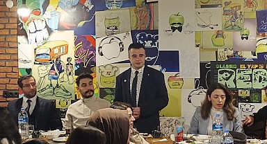 Kariyer Büro Sendikası üyeleri iftar yemeğinde buluştu