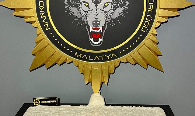 Malatya'da yolcu otobüsünde 11 kilo 400 gram metamfetamin ele geçirildi