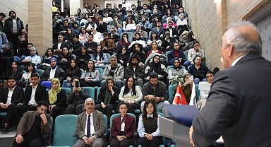 MTÜ'de İstiklal Marşı konferansı düzenlendi