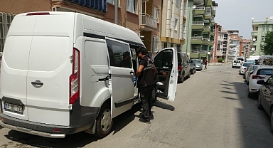 Tartıştığı babasını sırtından bıçakladı