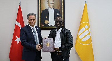 İnönü Üniversitesi ile Tamale Teaching Hospital arasında iş birliği protokolü