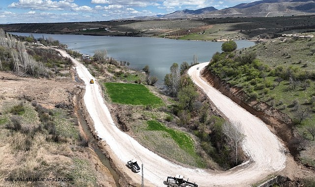 Malatya Büyükşehir Belediyesi Akçadağ'da grup yolunu yeniliyor