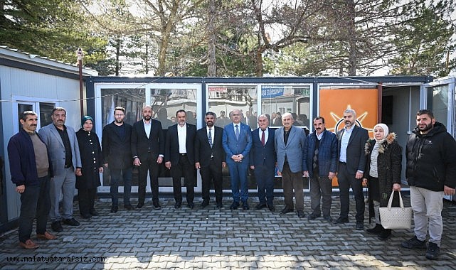 Malatya'da CHP'den istifa eden meclis üyesi AK Parti'ye katıldı