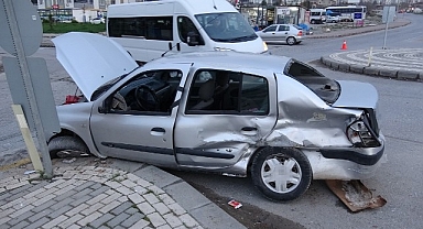 Malatya'da iki araç çarpıştı: 4 yaralı