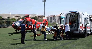 84 yaşındaki hasta ambulans helikopterle Malatya'ya getirildi