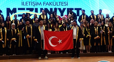 İnönü Üniversitesi İletişim Fakültesi'nde mezuniyet heyecanı