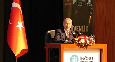 TBMM Milli Savunma Komisyonu Başkanı Hulusi Akar, Malatya'da öğrencilerle buluştu