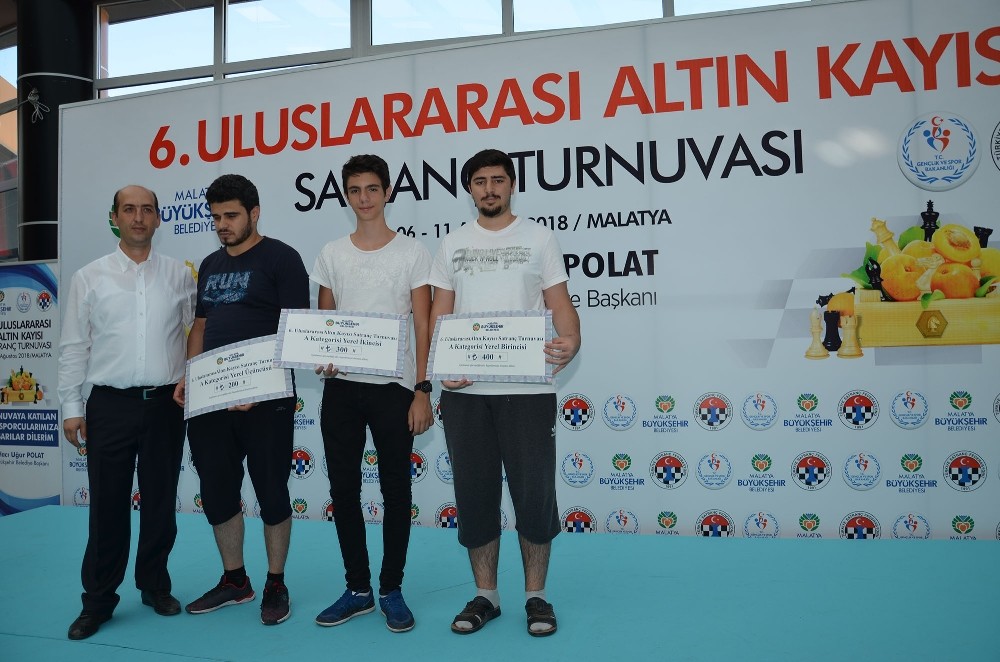 6. Uluslararası Altın Kayısı Satranç Turnuvası sona erdi