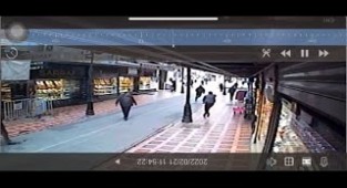 Kuyumcuda ışık hızında kapkaç