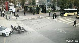 Malatyada kaza anları kameralara yansıdı