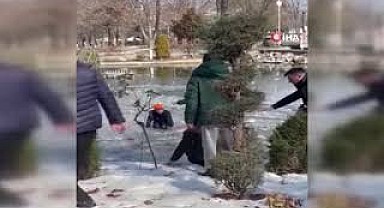Malatya'da Gölete düşen depremzede çocuğu polis kurtardı